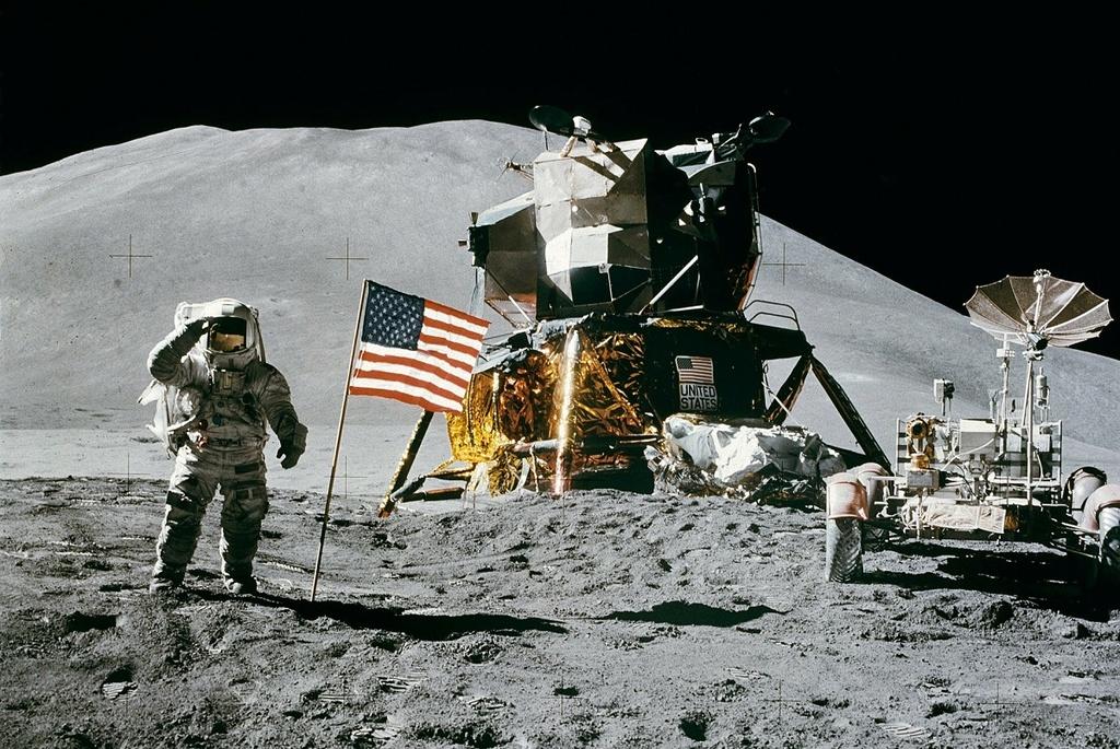 O homem foi mesmo à Lua? As dúvidas sobre a Apollo